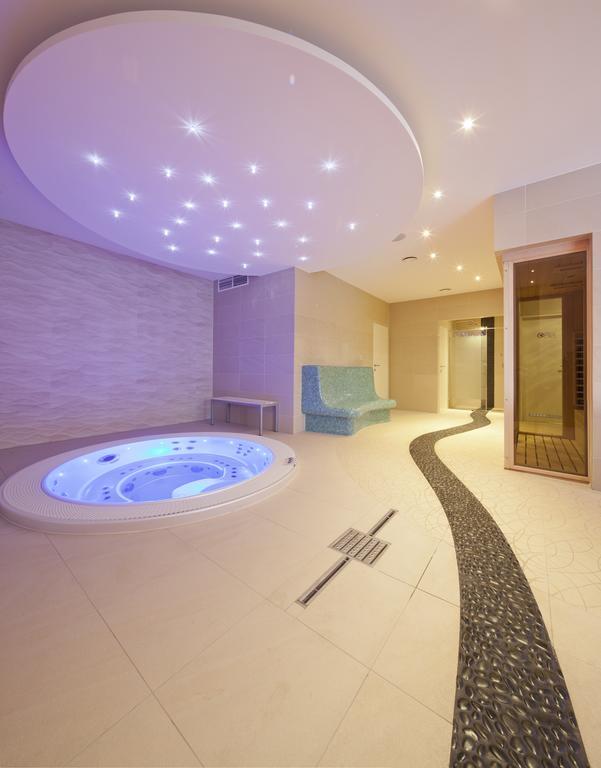 Hotel Green Долни Кубин Екстериор снимка