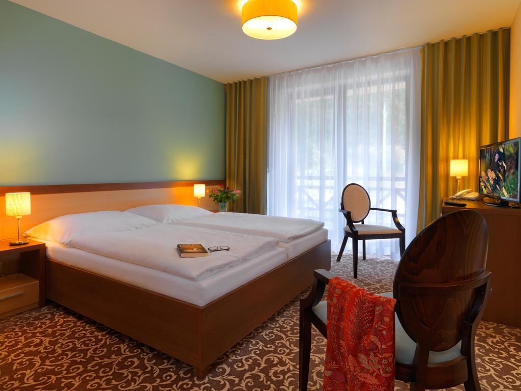 Hotel Green Долни Кубин Екстериор снимка
